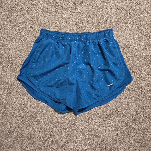 Nike turquoise blue with polka dots athletic shorts sz large in great condition - Picture 2 of 3
